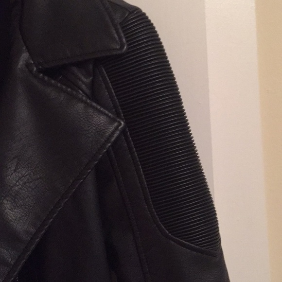 Bebe leather jacket(( price is firm)) - Picture 4 of 6